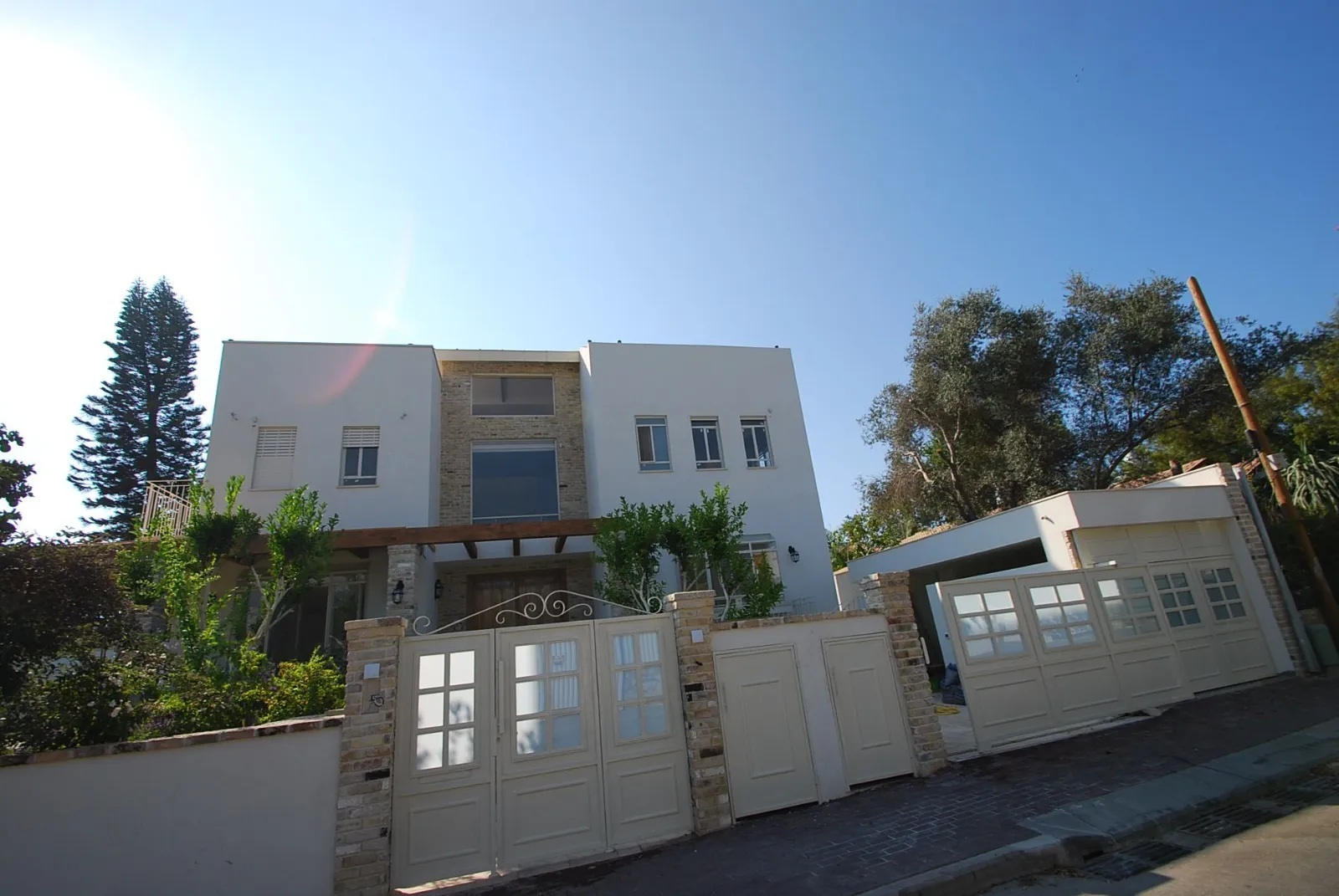 וילה בהרצליה פיתוח